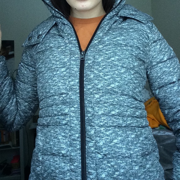 Xs Hollister winter jacket - Picture 3 of 3